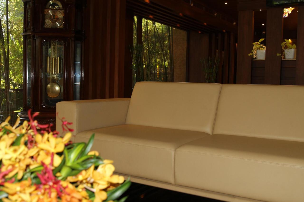 Retrieve Health & Wellness Hotel Kochi Kültér fotó