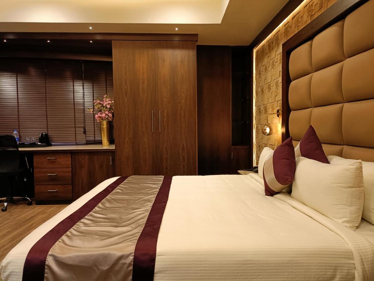 Retrieve Health & Wellness Hotel Kochi Kültér fotó