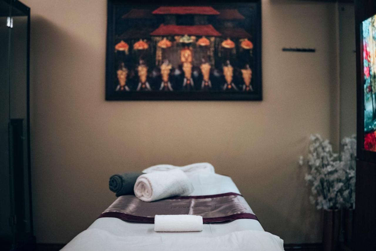 Retrieve Health & Wellness Hotel Kochi Kültér fotó